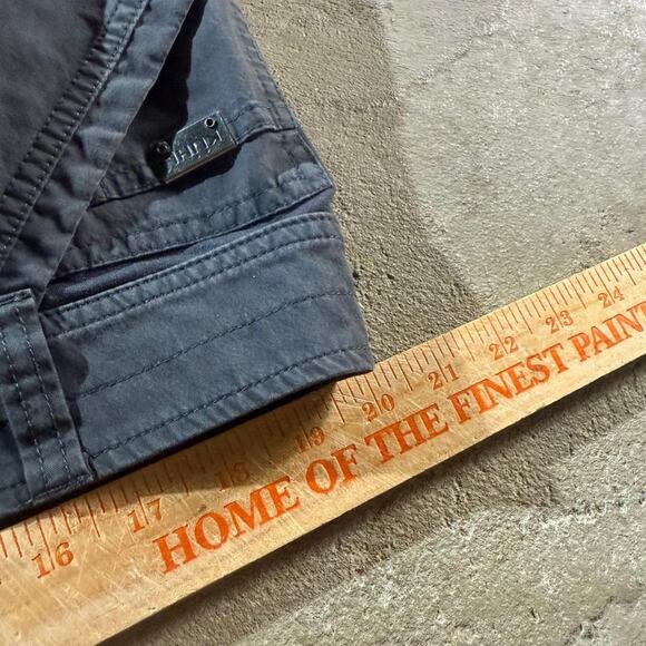 Grey Kuhl Shorts - Picture 6 of 8